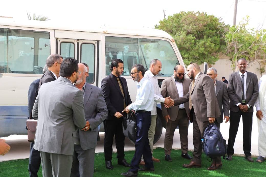 زيارة فريق التدقيق الخارجي للمركز الوطني لضمان جودة المؤسسات التعليمية والتدريبية لكلية القانون زلطن في إطار سعيها للحصول على الاعتماد المؤسسي من المركز